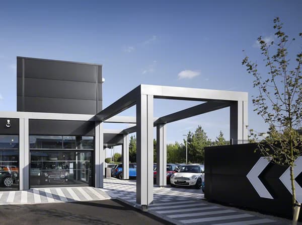 BMW/Mini Cambridge - Image 4