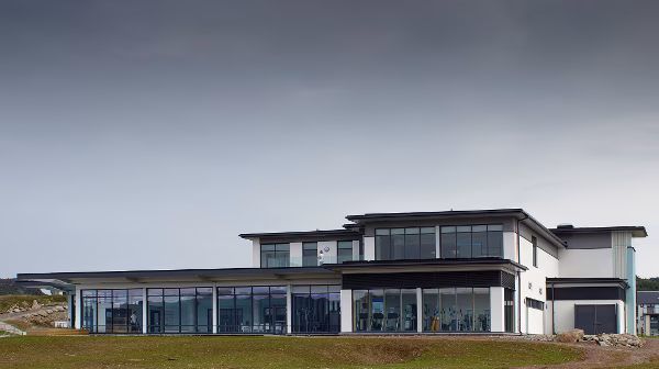 Swimming Pool and Leisure Complex, Portavadie Marina - Image 5