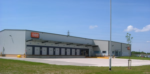 TNT, Fforest-fach, Swansea - Image 3